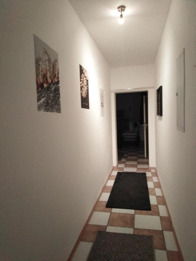 Studiowohnung, Neu Renoviert, Zentrale Lage Saarlouis Exteriör bild